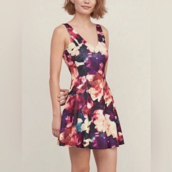 Abercrombie & Fitch Scuba A-Line Dress Size Small - Picture 2 of 8